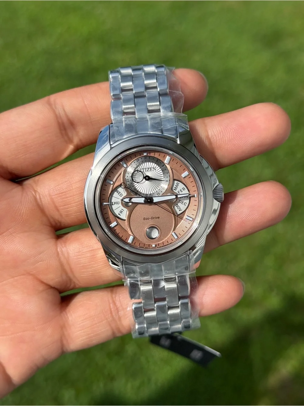 Citizen Eco-Drive Calendrier men’s Chronograph Watch with Salmon Pink Dial